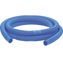 Blauer flexibler Schwimmbadschlauch aus Kunststoff mit gerippter Struktur für die Poolreinigung.