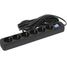 Schwarze 6-fach Steckdosenleiste mit beleuchtetem Schalter und langem Kabel.