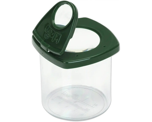 Becherlupe aus Kunststoff mit grünem Deckel, zwei Vergrößerungslinsen und integrierter Messskala am Boden des transparenten Behälters.