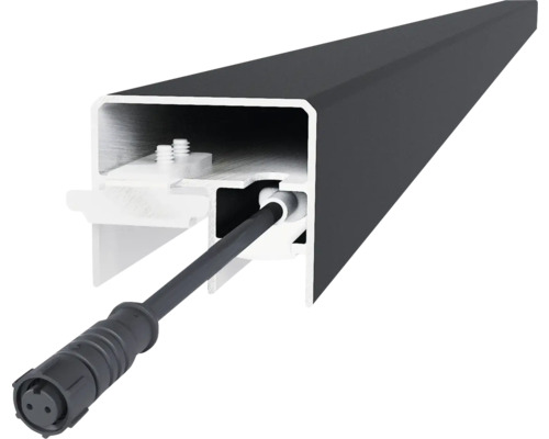 Profil mit integriertem Kabel und Steckverbinder für Beleuchtungssysteme.