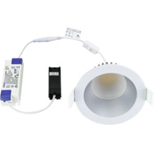 LED Einbaustrahler Set bestehend aus einem runden weißen Strahler, LED-Treiber und Anschlussbox.