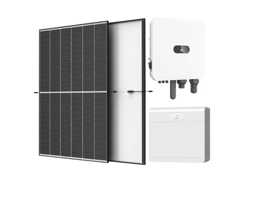 PV-Anlage HUAWEI PV-Komplettset Anzahl Module 32 Stück 14,56 kWp Photovoltaikanlage bestehend aus Solarmodulen, einem Huawei Wechselrichter und einem Batteriespeicher.