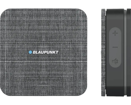 Tragbarer Bluetooth Lautsprecher von Blaupunkt mit Stoffoberfläche und seitlichen Tasten zur Lautstärkeregelung und Stummschaltung.