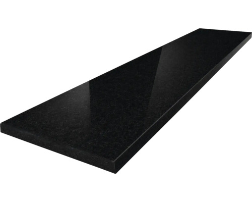 Fensterbank Gabbro Granit Schwarz 113x20x2 cm Fensterbank aus schwarzem Naturstein, polierte Oberfläche, rechteckige Form.