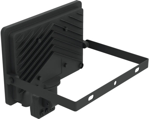 Rückansicht eines schwarzen LED-Flutstrahlers mit Montagebügel, Kühlrippen und Bewegungssensor.