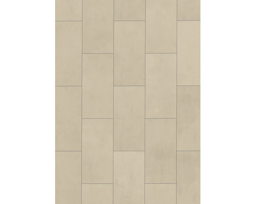 Rechteckige Bodenfliesen in beige Betonoptik im Versatzmuster verlegt.