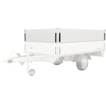 Einachsiger Anhänger mit Bordwandaufsatz für zusätzliches Ladevolumen.