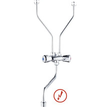 Niederdruck-Zweigriffarmatur aus Chrom mit schwenkbarem Auslauf und Anschlussschläuchen.