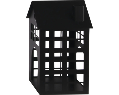 Schwarzes Windlicht in Hausform aus Metall mit Satteldach, Schornstein und quadratischen Fenstern.