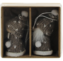 Zwei gestrickte Weihnachts-Wichtel mit Bommelmützen und weißen Details in einer zweiteiligen Pappbox.