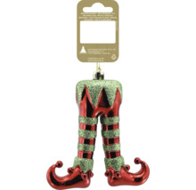 Christbaumschmuck in Form von Elfenbeinen mit rot-grün glitzernden Streifen und geschwungenen Schuhen.