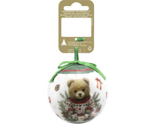 Christbaumkugel mit Teddybär-Motiv im Pullover, Tannenzweigen und grüner Schleife zum Aufhängen.