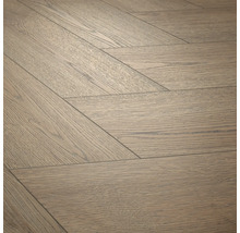 Laminatboden in Holzoptik mit Chevron-Muster.