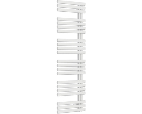 Weißer Badheizkörper mit horizontalen Flachrohren in asymmetrischer Anordnung.