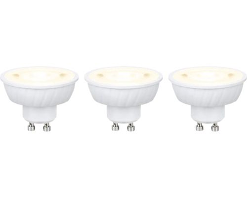 Set aus drei LED-Reflektorlampen mit GU10-Sockel.