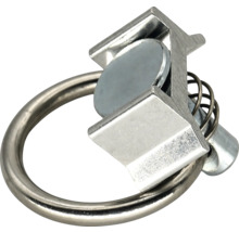 Einzelfitting für Airlineschienen mit Ring aus Metall, zur Ladungssicherung.