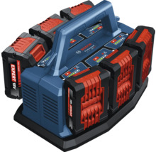 Bosch Professional 18 Volt Multi-Ladegerät mit sechs Akkus und Tragegriff.