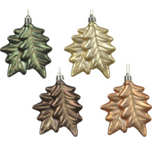 Weihnachtsanhänger in Eichenblattform aus Glas mit Glitzeradern in verschiedenen Metallic-Farben.