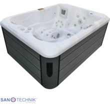 SanoTechnik Außenwhirlpool mit zahlreichen Massagedüsen und einer dunklen Außenverkleidung.