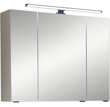Dreitüriger Badezimmer-Spiegelschrank mit integrierter LED-Aufsatzleuchte.