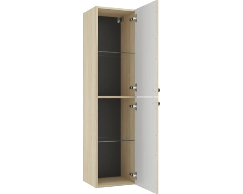 Geöffneter Badezimmer-Hochschrank in Holzoptik mit Glaseinlegeböden und zwei Türen.