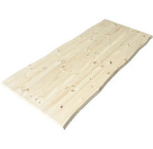Massivholzplatte aus Nadelholz mit natürlicher Baumkante und sichtbarer Holzmaserung.