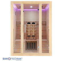 San Technic Infrarotkabine mit Glasfront, ergonomischen Holzbänken und integrierter Beleuchtung.