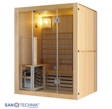 Sanotechnik Sauna aus Holz mit Glasfront, Saunaofen, Sitzbank und Zubehör. Sanotechnik Logo.