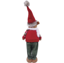 Weihnachtsfigur Rentier mit roter Strickmütze, rotem Pullover und grüner Hose, Rückansicht.