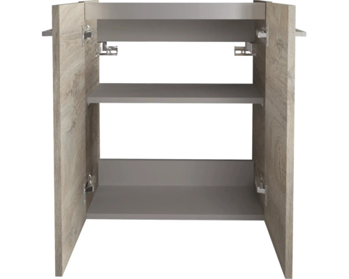Waschbeckenunterschrank in Holzoptik mit zwei grauen Regalfächern und sichtbaren Metallscharnieren.