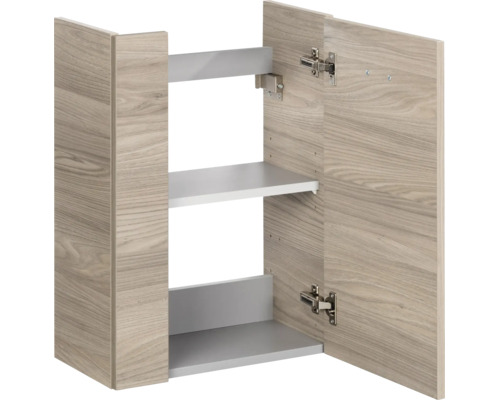Badezimmer-Hängeschrank in Holzoptik mit zwei Türen, eine Tür geöffnet, Innenraum mit zwei Einlegeböden und Metallscharnieren.