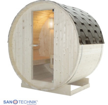 Runde Fasssauna aus hellem Holz mit Glasfront, dunklen Dachschindeln und Innenbeleuchtung. Sanotechnik Logo.