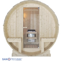 Sanotechnik Fasssauna aus hellem Holz mit Glastür, Außenbänken und Saunaofen im Innenraum. Sanotechnik International Logo.