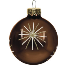 Braune Christbaumkugel aus Glas mit weißem und goldfarbenem glitzerndem Sternendekor und goldfarbener Kappe mit Aufhängung.
