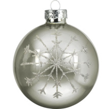 Christbaumkugel aus Glas mit glitzerndem Schneeflocken-Motiv und silberfarbenem Verschluss.