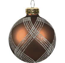 Kupferfarbene Weihnachtskugel mit silbernem Glitzermuster und Aufhängung.