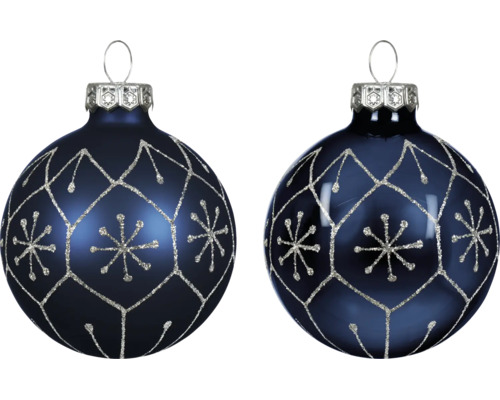 Zwei dunkelblaue Weihnachtskugeln aus Glas mit silbernem Glitzermuster und Schneeflockenmotiven, eine matt und eine glänzend.
