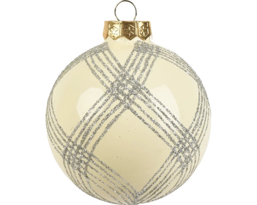 Cremefarbene Weihnachtskugel aus Glas mit silbernem Glitzer-Gittermuster und goldfarbenem Aufhänger.
