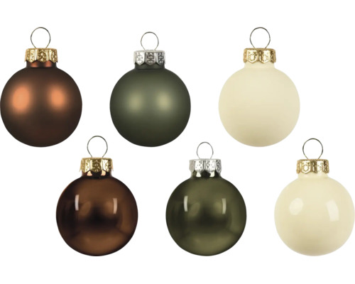 Sechsteiliges Set Weihnachtskugeln in matten und glänzenden Ausführungen, in den Farben Braun, Grün und Creme mit Metallaufhängung.