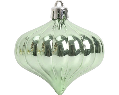 Hellgrüne, gerippte Christbaumkugel aus Glas in Zwiebelform mit glänzender Oberfläche.