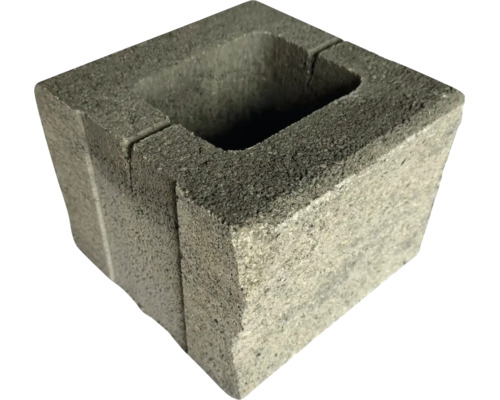 Quadratischer Schalungsstein aus Beton für Mauerwerk und Gartenbau mit strukturierter Oberfläche.