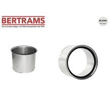 Bertrams Logo. Doppelwandfutter aus blankem Stahl mit Dichtung für Ofenrohre mit zwei Millimeter Wandstärke, Seitenansicht und Draufsicht.