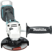 Makita Akku-Winkelschleifer mit Seitengriff und Schleifscheibe.