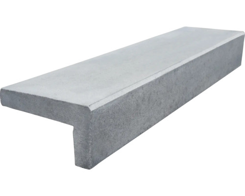 Winkelstufe aus Beton in Grau für Außentreppen.