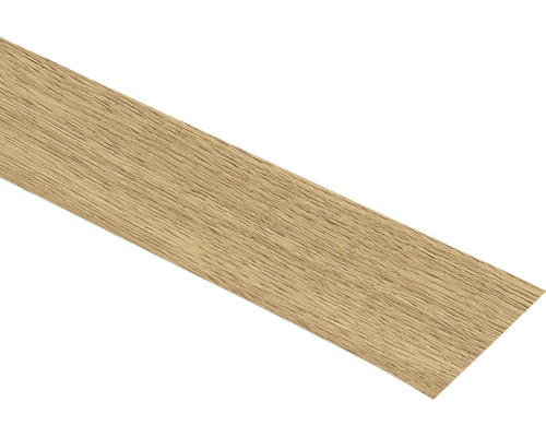 Laminatboden in Holzoptik mit feiner Maserung, Eiche-Dekor.