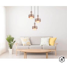 Moderne Pendelleuchte mit drei Leuchtmitteln über einem Sofa in einem hellen Wohnzimmer mit Couchtisch und Pflanze. (Image AI modified or generated)