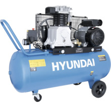 Mobiler Hyundai Luftkompressor mit blauem Druckluftbehälter, Rädern, Schubbügel und zwei Zylindern.