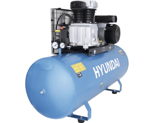 Hyundai Druckluftkompressor mit blauem horizontalem Tank, Elektromotor, zwei Manometern und Hyundai Logo.