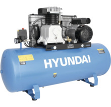Blauer Hyundai Luftkompressor mit horizontalem Druckluftbehälter, Manometern und Schutzgitter.
