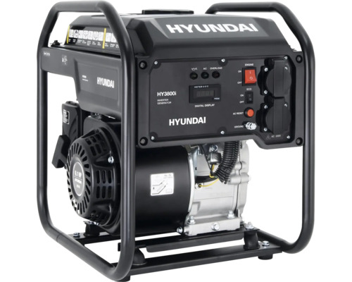 Hyundai Inverter Stromerzeuger HY3800i mit digitalem Display, Schutzrahmen und 230 Volt Steckdosen.